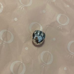 Pandora Limited Edition 2020 Strawberry Charm Pandora Limited Edition 2020 Strawberry Charm